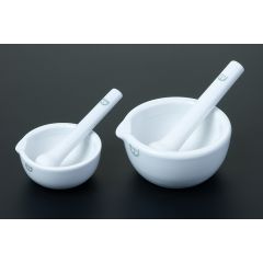 Pistill aus Porzellan, Original Haldenwanger, Kopf -Ø: 30mm (für den Mörser 3300010015). Ideal für den naturwissenschaftlichen Unterricht und das Schülerpraktikum im Unterricht. Ihr Laborfachhandel aus Tübingen, www.laborplan.eu